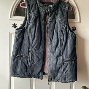 Liz Claiborne Vest